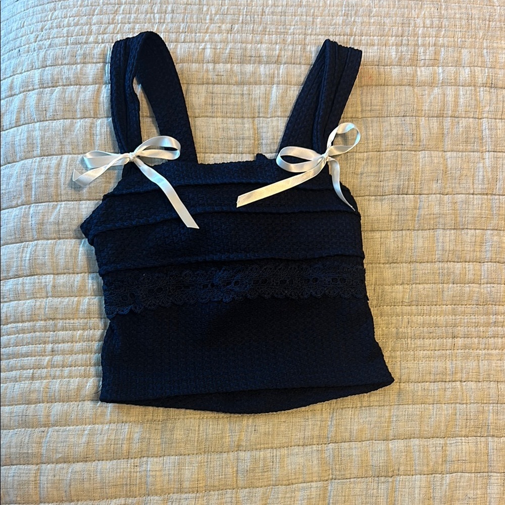 SHEIN Navy Blue Textured Top with Bow Tied Back Size XSmall